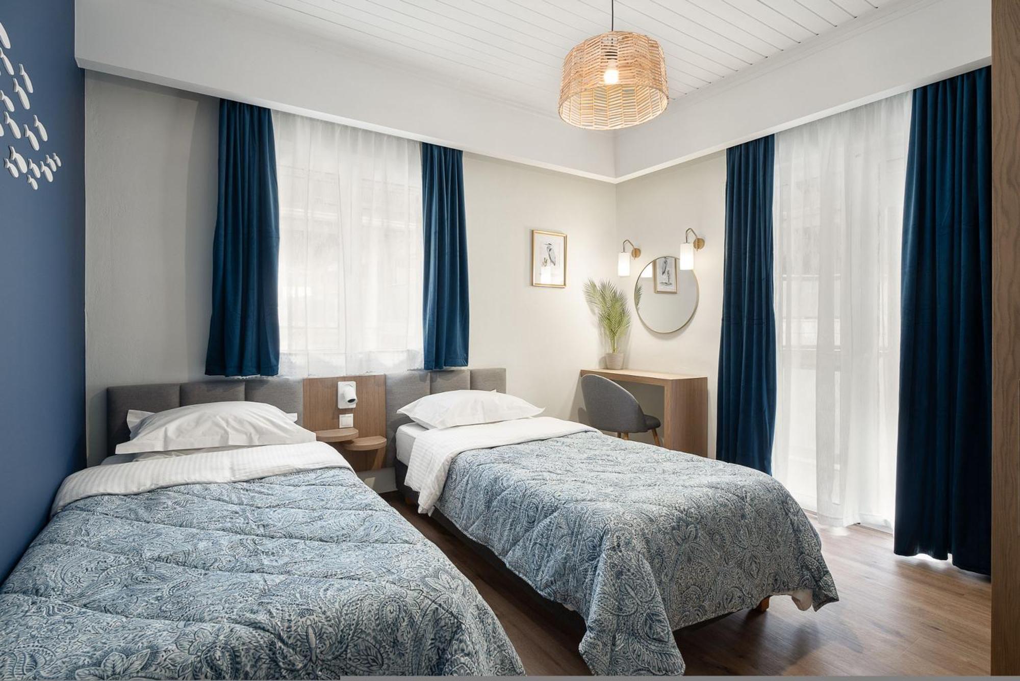 Captain'S Seafront Apartments Нидри Экстерьер фото