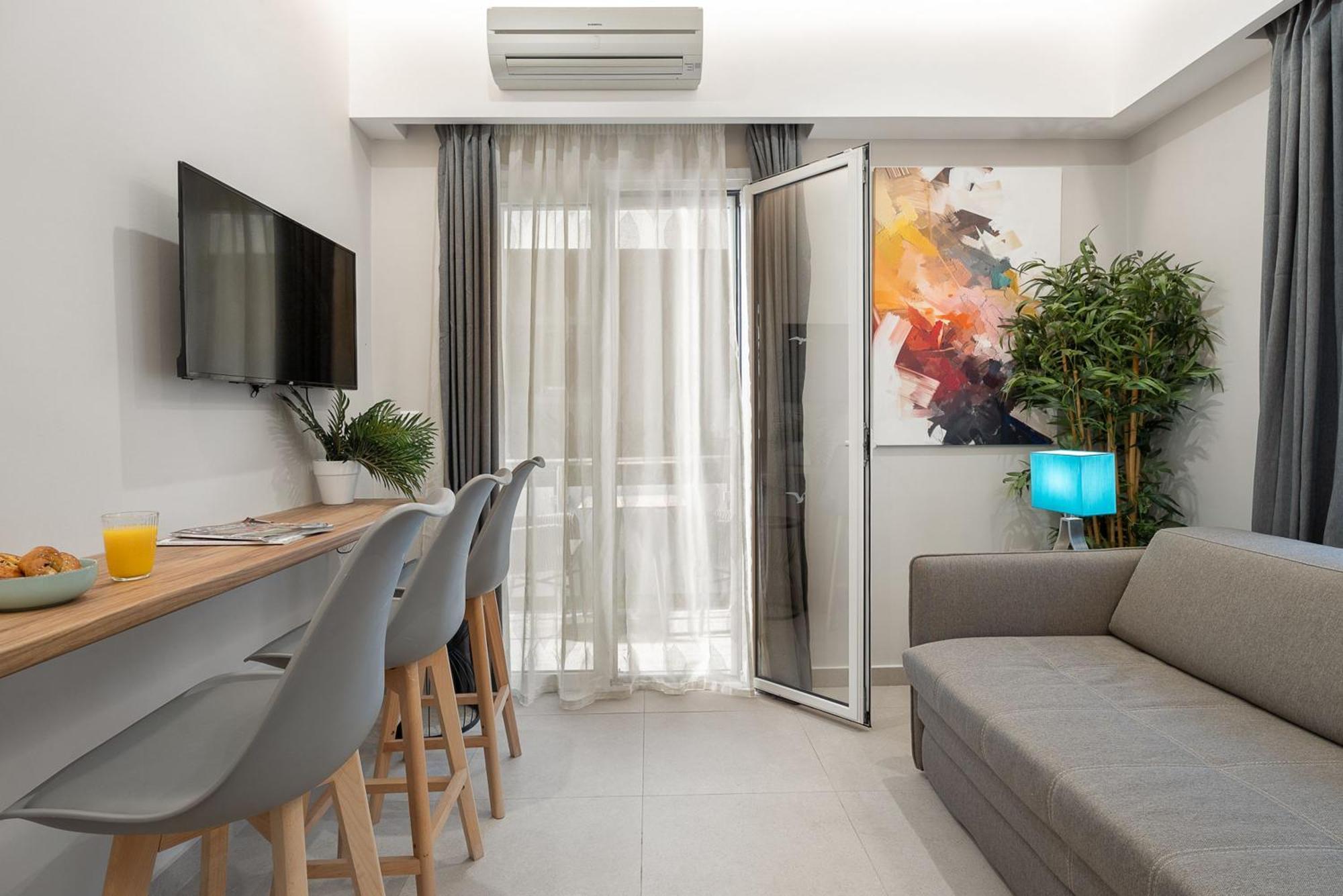 Captain'S Seafront Apartments Нидри Экстерьер фото