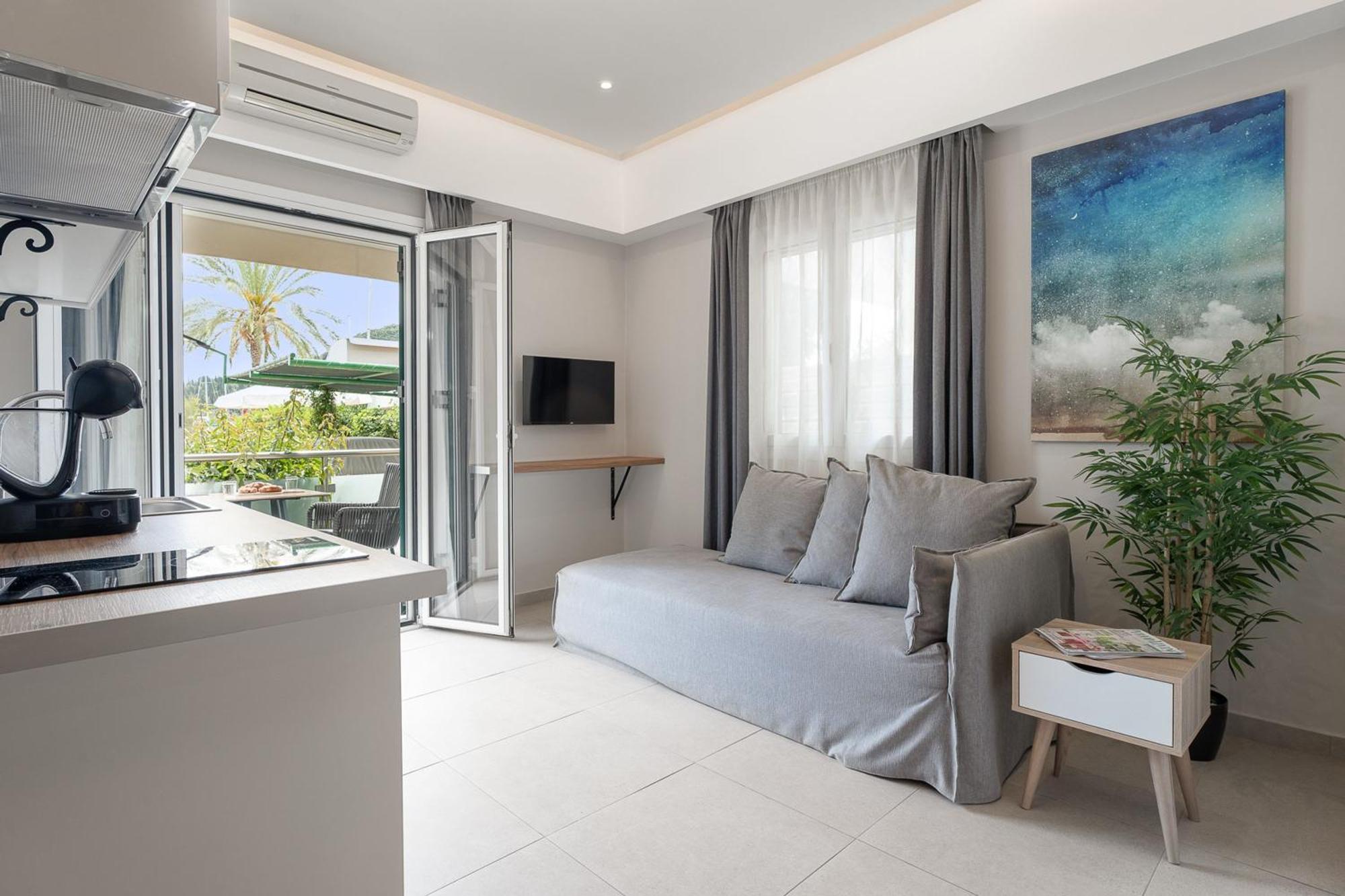 Captain'S Seafront Apartments Нидри Экстерьер фото